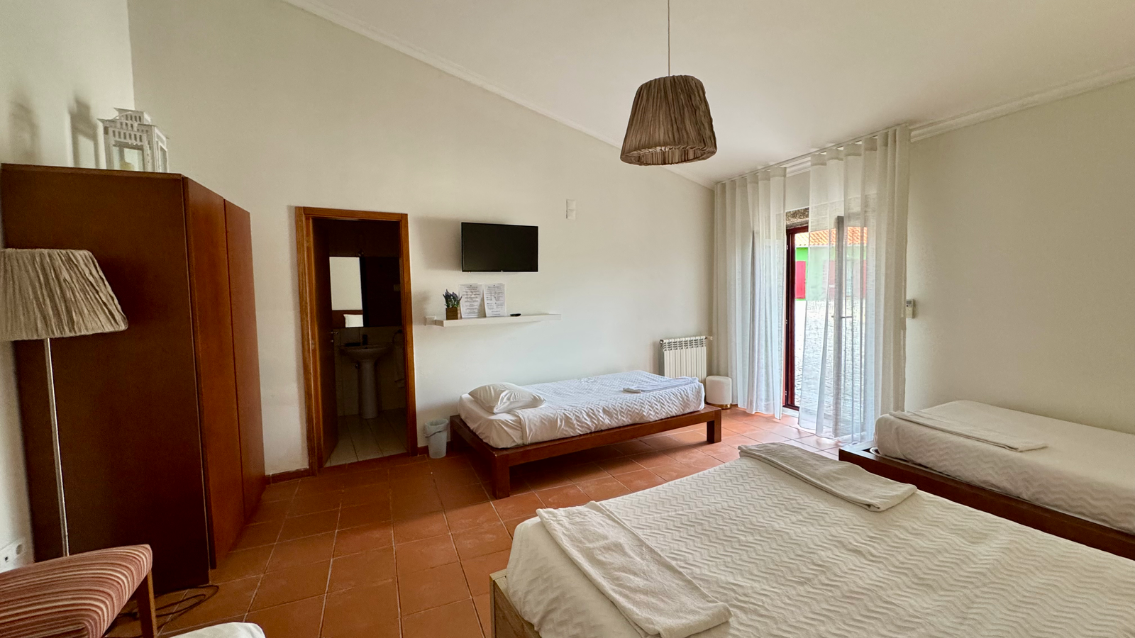 Raízes da Vinha – Quarto Quadruplo